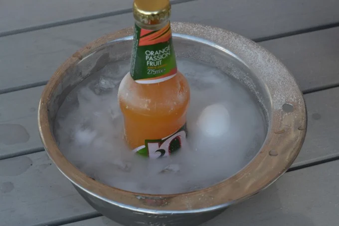 Ice and salt experiment to cool drinks