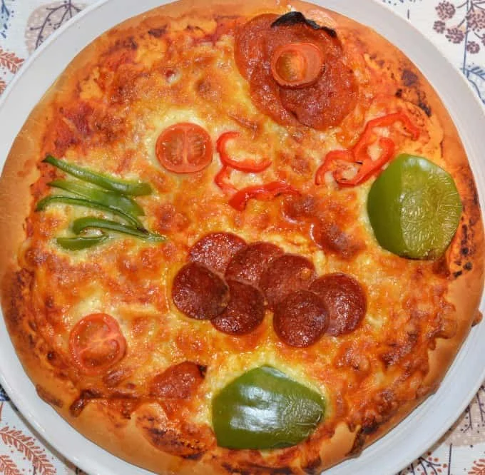 Plant cell pizza for learning about anaerobic respiration and plant cell structure.